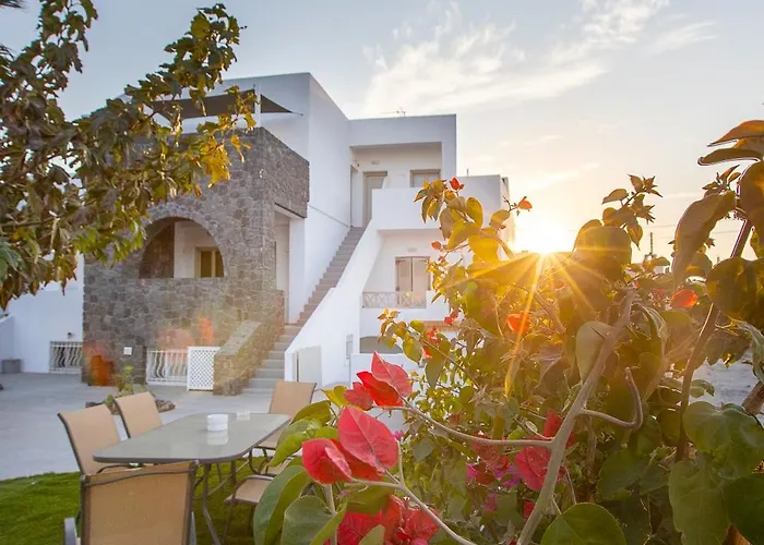 Semesterbostad Santorini Villatzio Mesaria