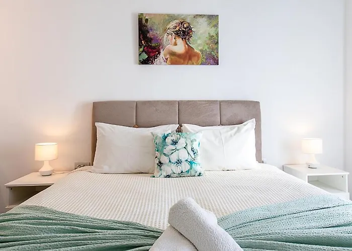 Santorini Villatzio *