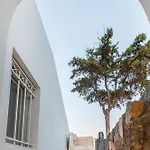 Santorini Villatzio Mesaria
