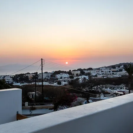 Santorini Villatzio 別荘 メッサリア