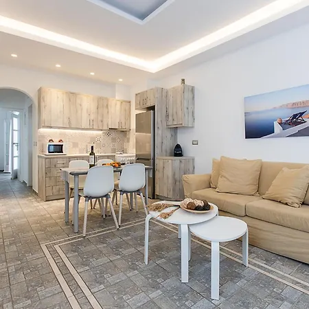 Santorini Villatzio メッサリア