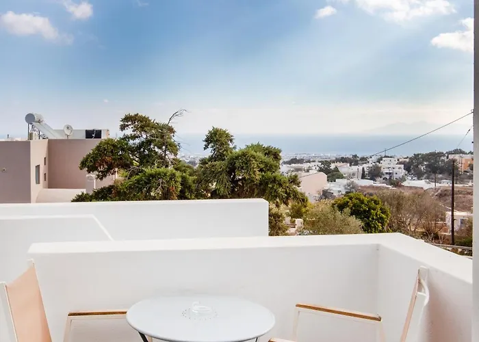 Santorini Villatzio * Mesariá