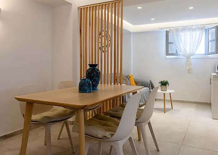 Santorini Villatzio Tatil Evi